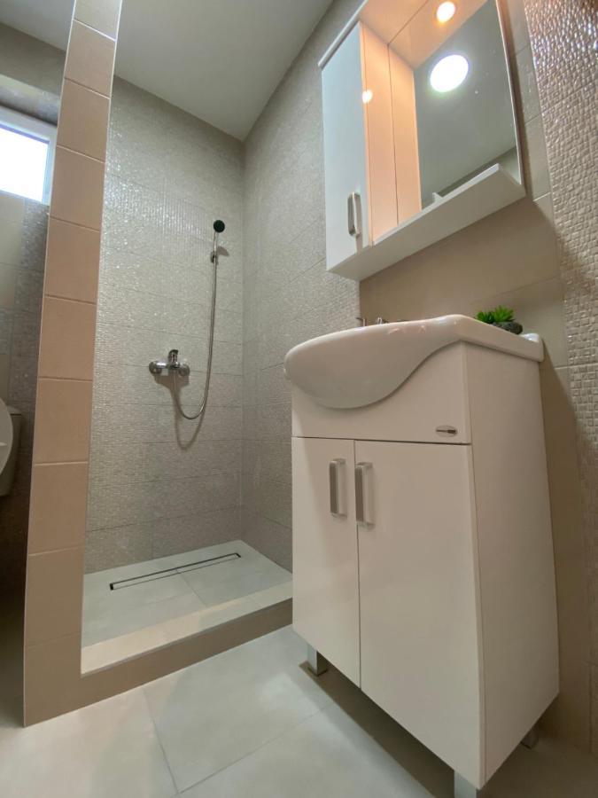 Apartment Lorena Котор Экстерьер фото