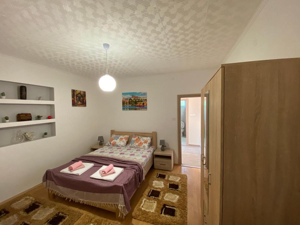 Apartment Lorena Котор Экстерьер фото