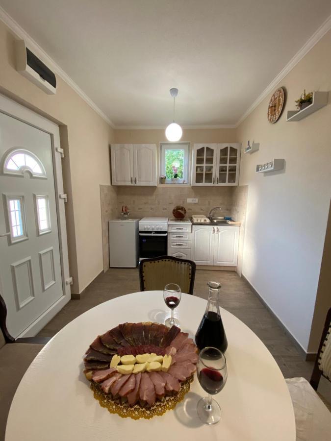Apartment Lorena Котор Экстерьер фото
